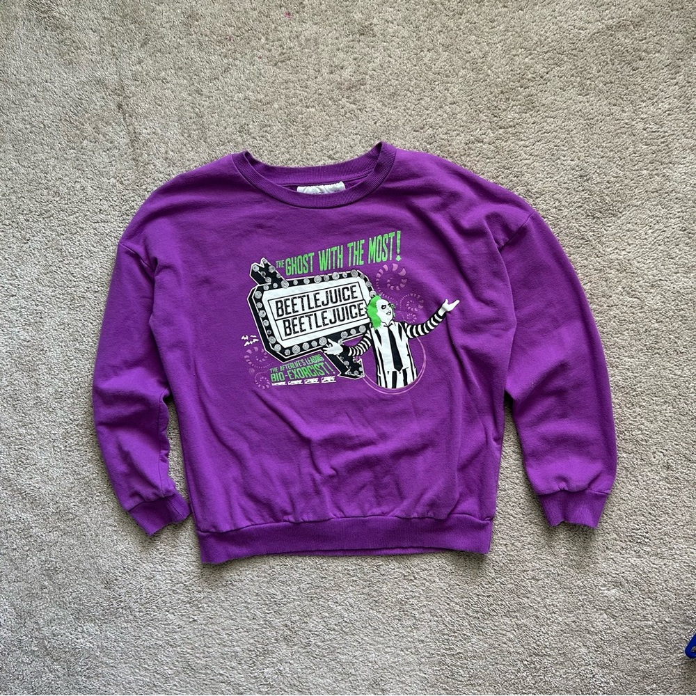 Beetlejuice Graphic Purple Sweatshirt UNISEX - Woman L - Men M